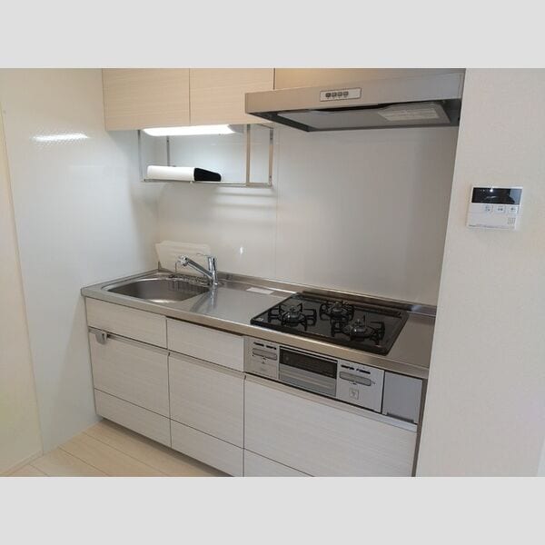  名鉄常滑線・空港線/常滑駅 徒歩3分 1階 築8年