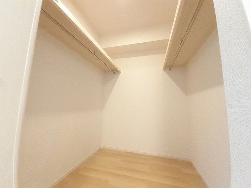  ＢＬＯＳＳＯＭ