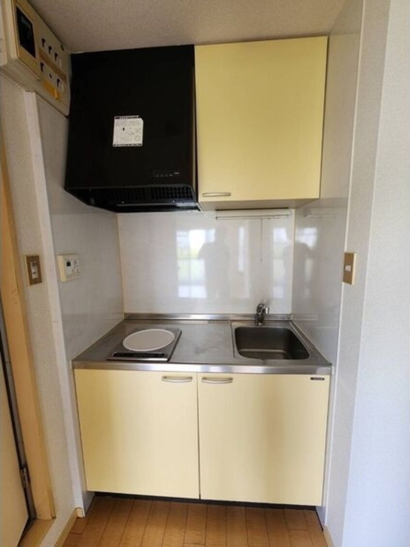  名古屋市営地下鉄鶴舞線/上前津駅 徒歩9分 7階 築37年