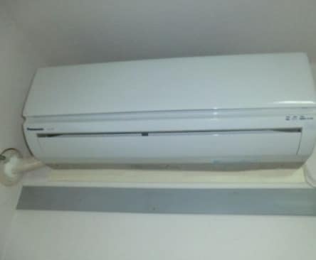 ※写真は同じマンションの違う部屋のものになります。 名古屋市営地下鉄名港線/六番町駅 徒歩6分 2階 築37年