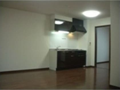  アンプルール　リーブルThree Rings Field