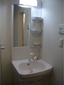  アンプルール　リーブルThree Rings Field