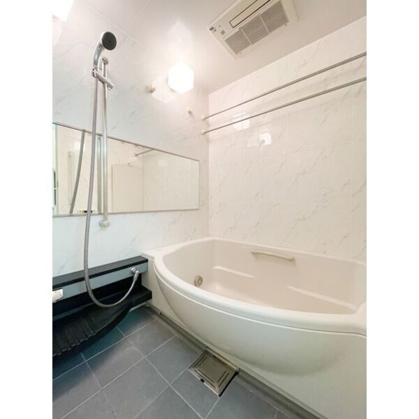 ※写真は同じマンションの違う部屋のものになります。 グラン・アベニュー白川公園