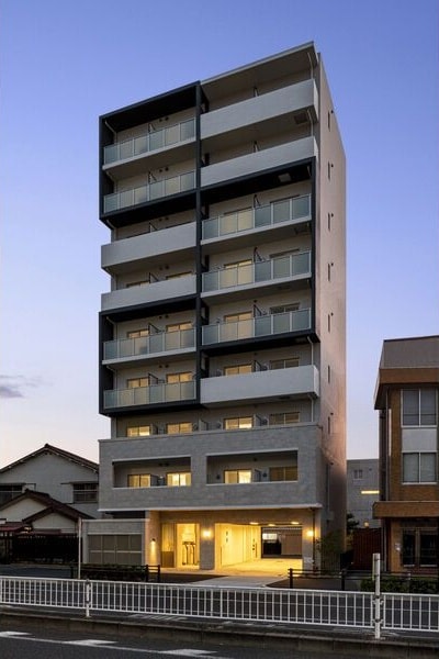  中央本線<中央西線>/大曽根駅 徒歩3分 8階 築5年