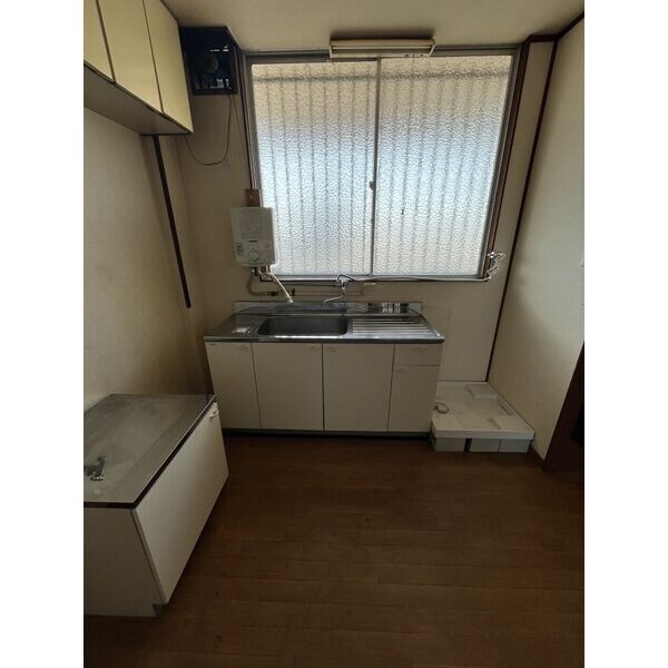  コーポウェル館