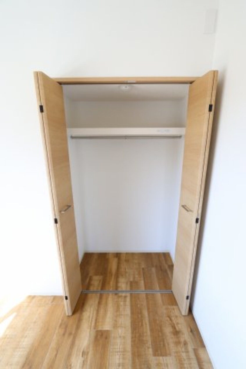 中洋室収納になります 伊藤ハイツ