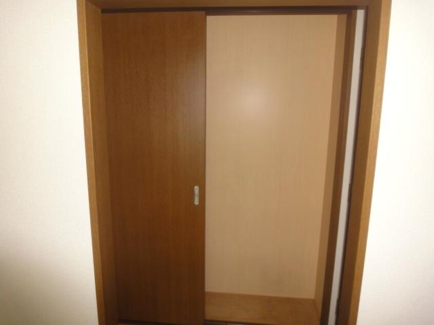 リビング収納(開） プリマヴェーラＫＭ