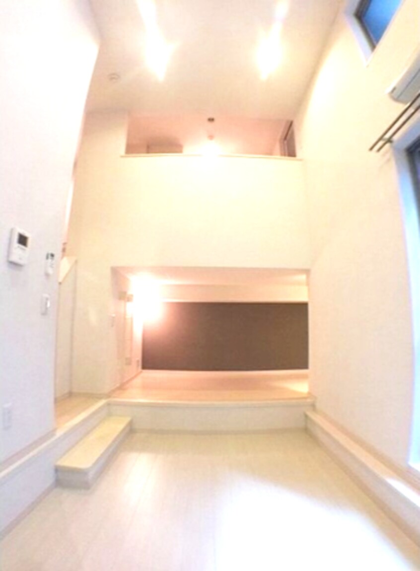  名古屋臨海高速鉄道<あおなみ線>/南荒子駅 徒歩6分 2階 築14年