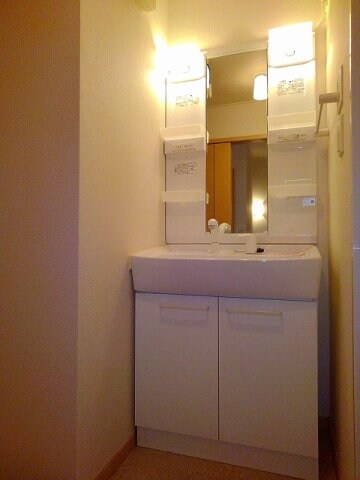  サンリット　リバー