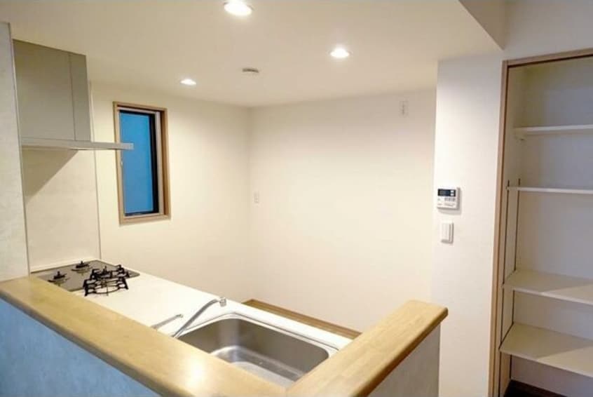  名古屋市営地下鉄東山線/本山駅 徒歩9分 1階 築8年