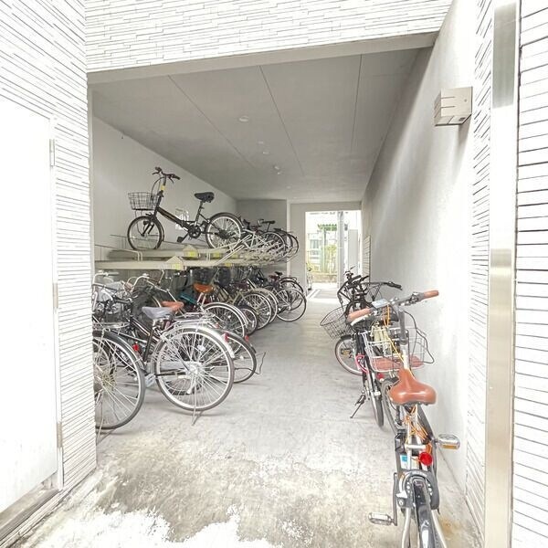  名古屋市営地下鉄鶴舞線/浅間町駅 徒歩2分 9階 築8年