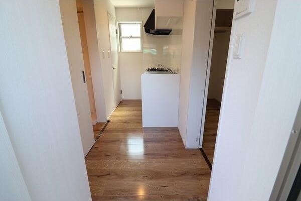  近鉄名古屋線/烏森駅 徒歩7分 1階 築6年