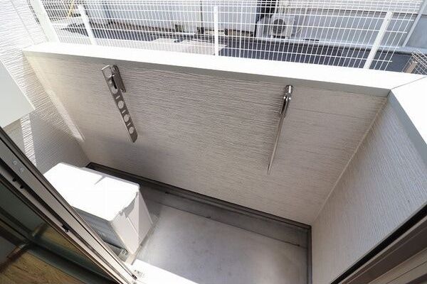  近鉄名古屋線/烏森駅 徒歩7分 1階 築6年