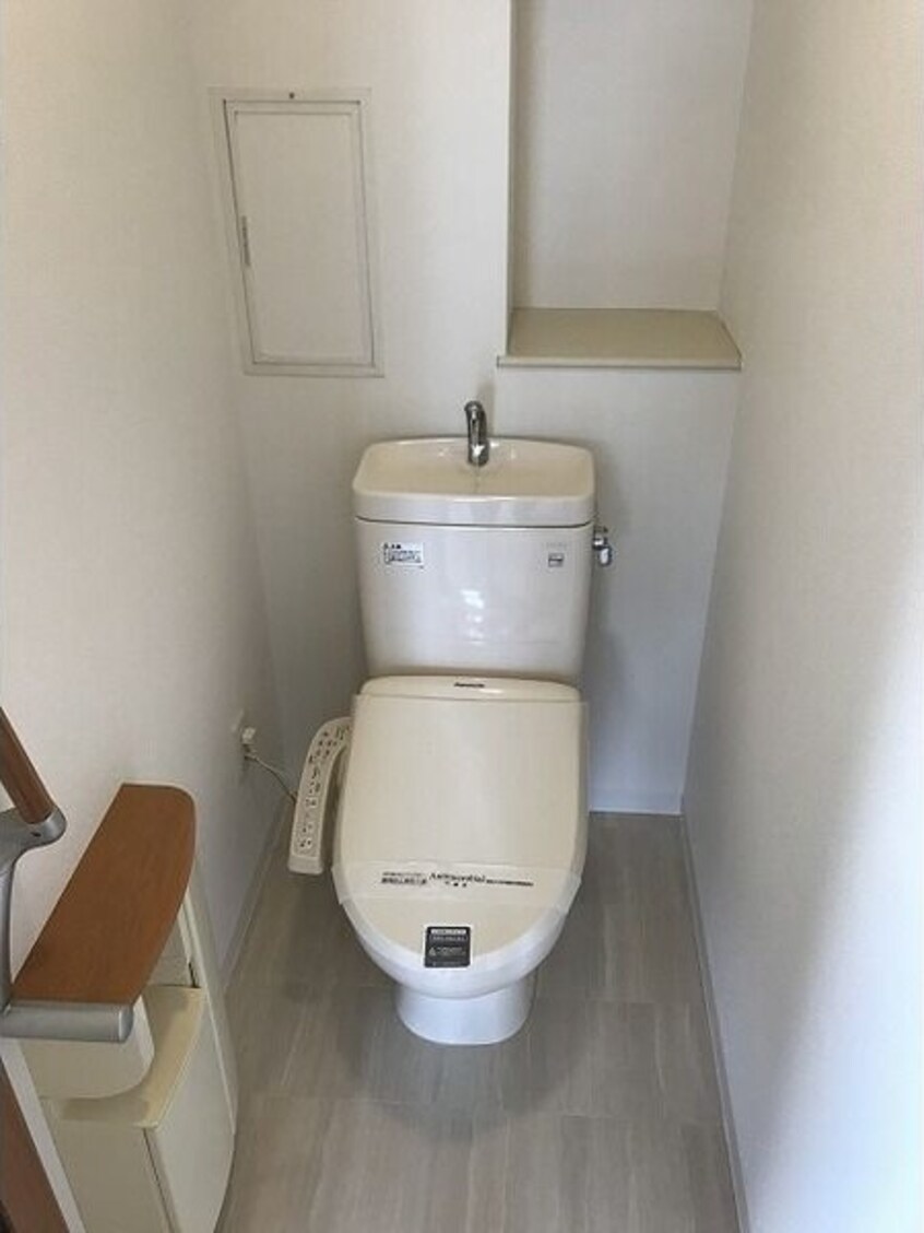  名古屋市営地下鉄鶴舞線/浄心駅 徒歩12分 2階 築22年