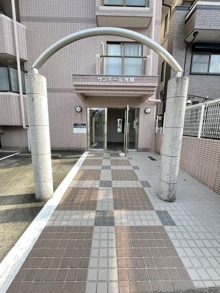  名古屋市営地下鉄鶴舞線/浅間町駅 徒歩7分 2階 築30年