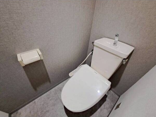  名古屋市営地下鉄鶴舞線/浅間町駅 徒歩7分 2階 築30年