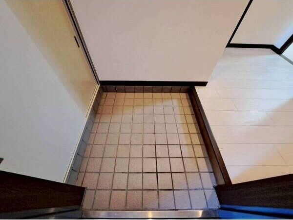  名古屋市営地下鉄鶴舞線/浅間町駅 徒歩7分 2階 築30年