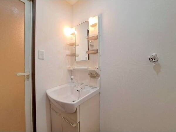  名古屋市営地下鉄鶴舞線/浅間町駅 徒歩7分 2階 築30年