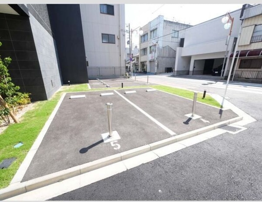  東海道本線/名古屋駅 徒歩13分 6階 築1年