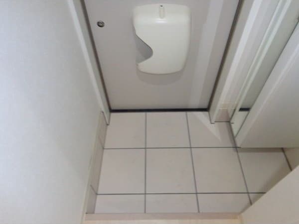  名古屋市営地下鉄名港線/六番町駅 徒歩6分 1階 築7年