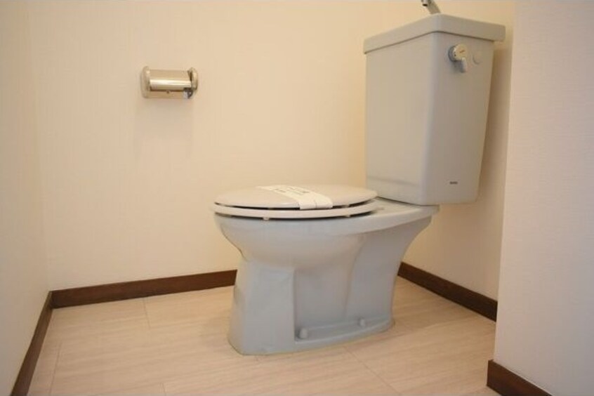  名古屋市営地下鉄東山線/栄駅 徒歩5分 7階 築30年