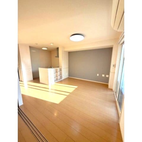  名古屋市営地下鉄桜通線/野並駅 バス15分海老山下車:停歩3分 1階 築10年