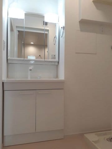 ゆったりとスペースのある洗面所 名鉄三河線/高浜港駅 徒歩11分 2階 築5年