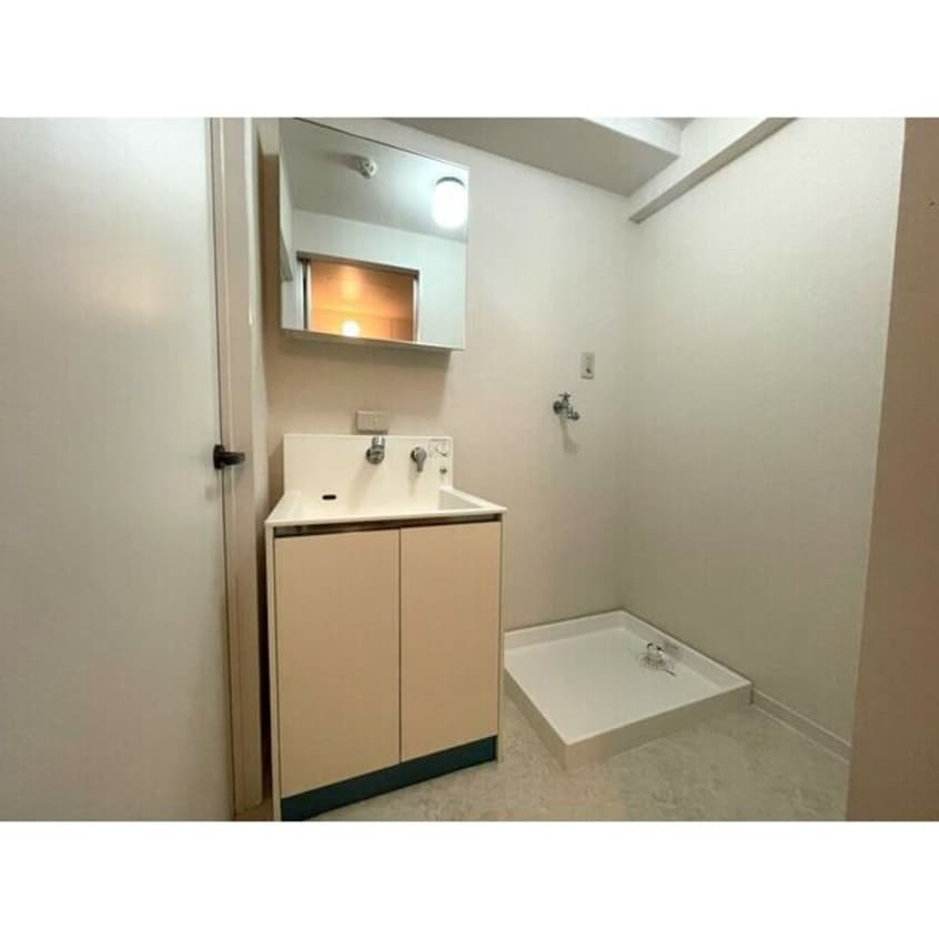  シーズンコート植田南