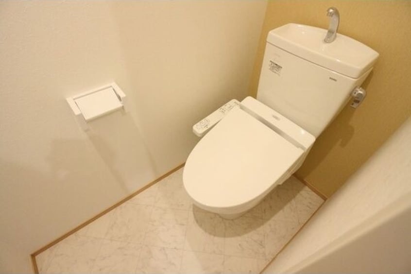  名古屋市営地下鉄名城線/堀田駅 徒歩4分 1階 築8年