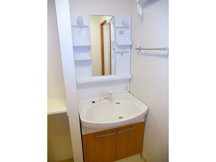 室内写真は別部屋の写真です。 サプリーム大田川