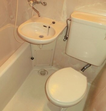 ※写真は同じマンションの違う部屋のものになります。 プレスイン六番町