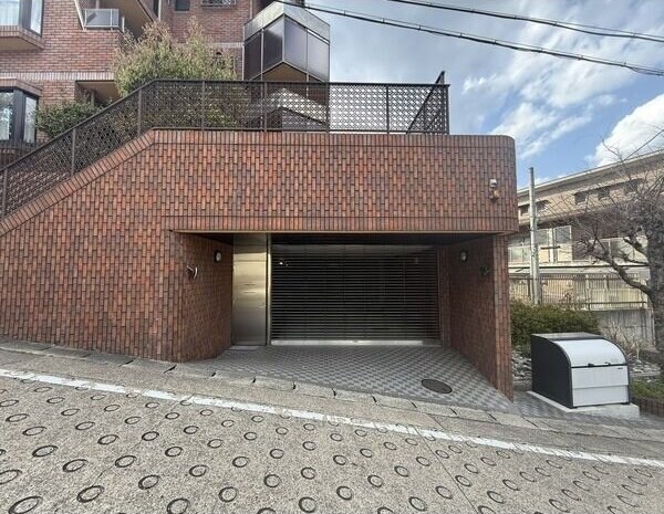  グランドメゾン東山元町