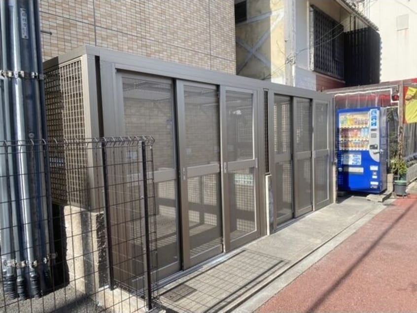  セレブランド堀田駅前