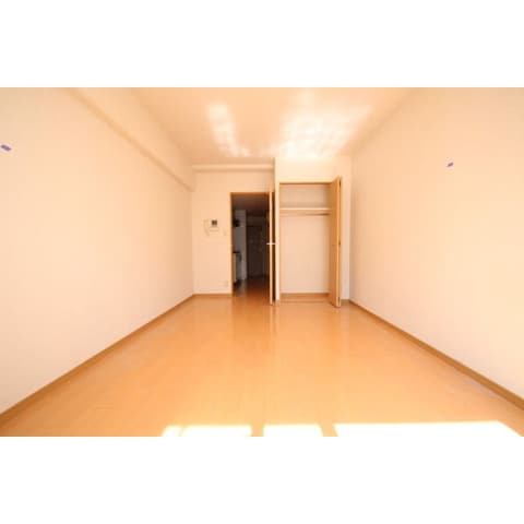 ※写真は同じマンションの違う部屋のものになります。 セレブランド堀田駅前