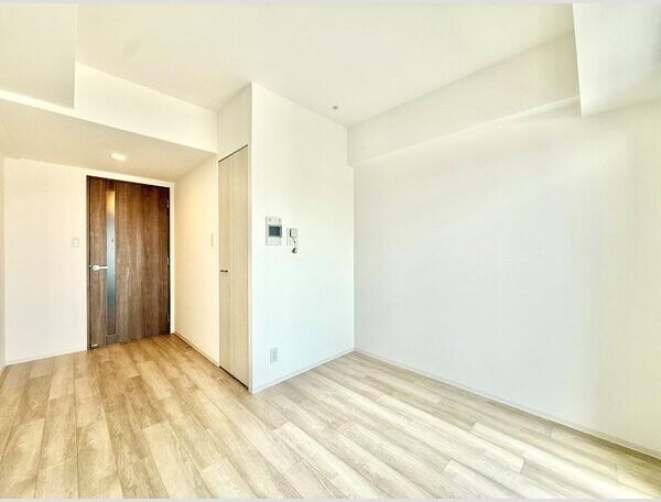  名古屋市営地下鉄東山線/新栄町駅 徒歩10分 4階 1年未満