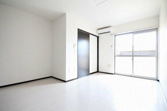  近鉄名古屋線/伏屋駅 徒歩13分 1-2階 築14年