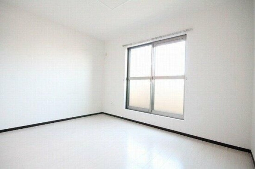  近鉄名古屋線/伏屋駅 徒歩13分 1-2階 築14年