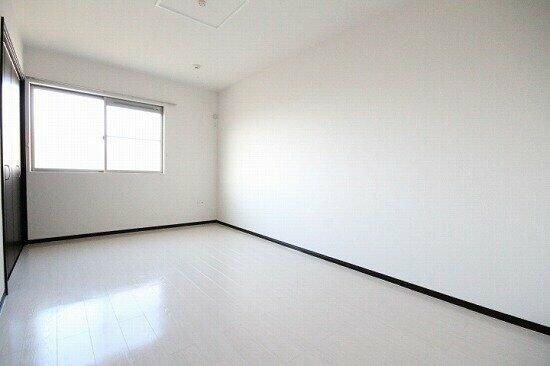  近鉄名古屋線/伏屋駅 徒歩13分 1-2階 築14年