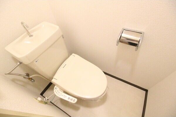  名鉄瀬戸線/尼ケ坂駅 徒歩6分 3階 築34年