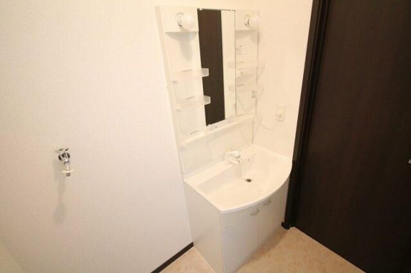  関西本線（東海）/春田駅 徒歩11分 1-2階 築15年