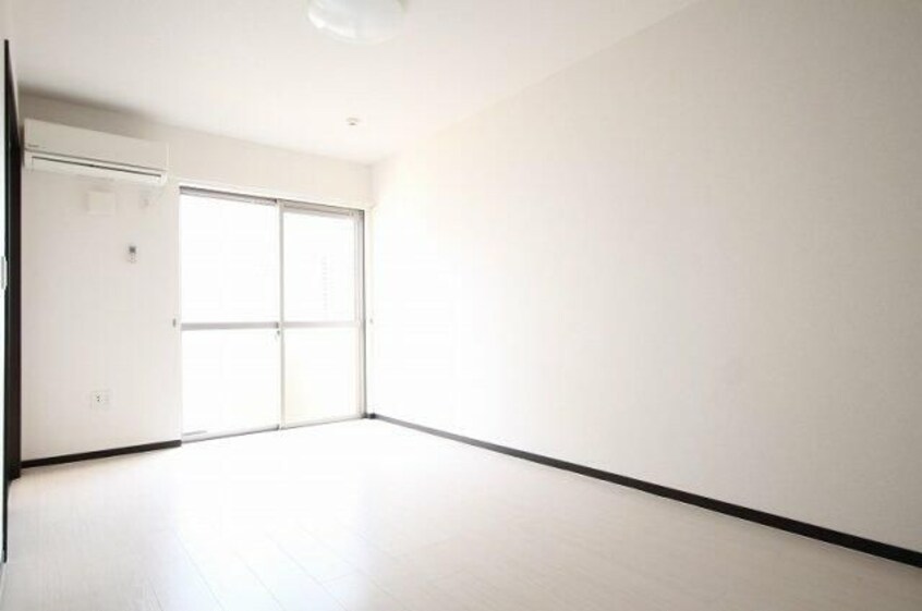  関西本線（東海）/春田駅 徒歩11分 1-2階 築15年