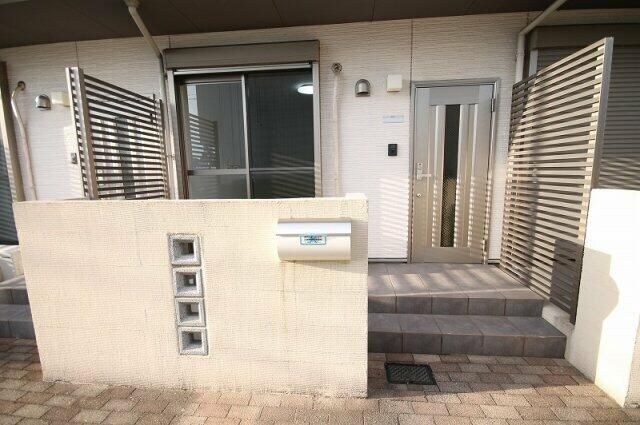  関西本線（東海）/春田駅 徒歩11分 1-2階 築15年