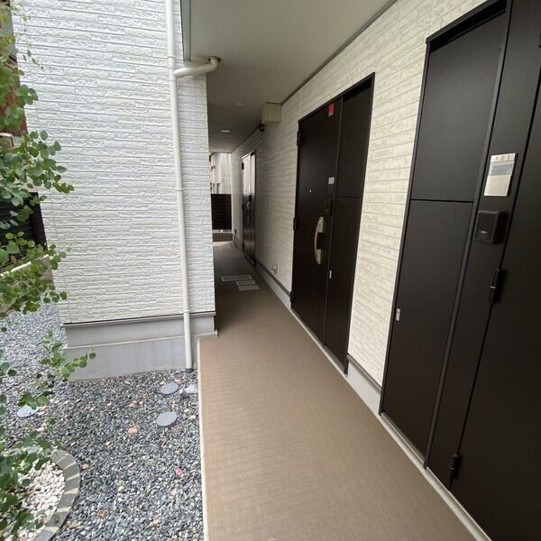  名古屋臨海高速鉄道<あおなみ線>/ささしまライブ駅 徒歩8分 2階 築6年