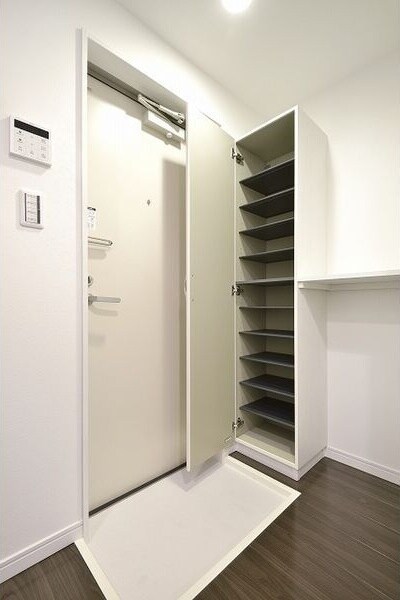  東海道本線/尾頭橋駅 徒歩11分 1階 築10年