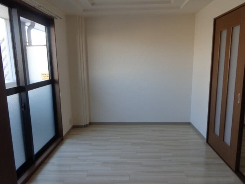 洋室 アルカディア