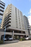 丸の内パークマンションの外観