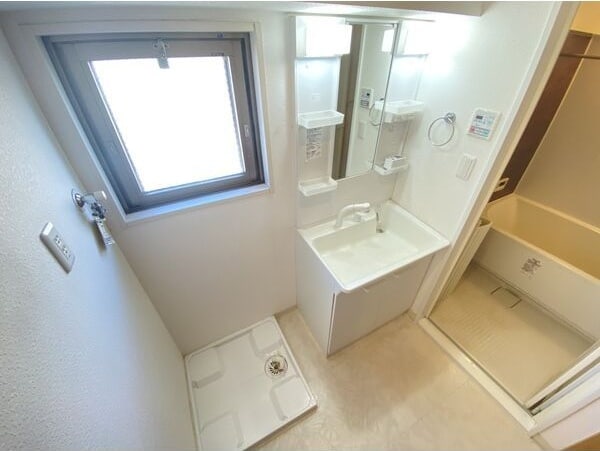  Notre chez nous SANNOU