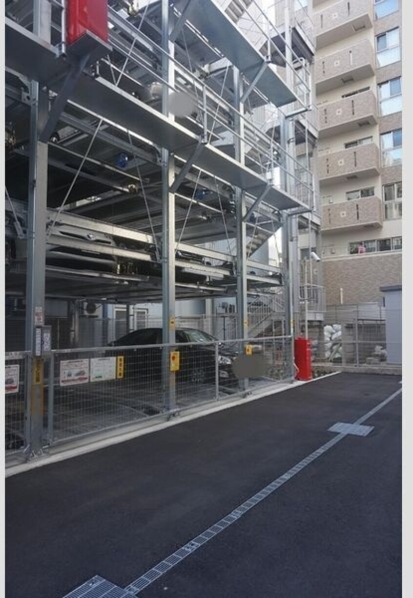  プレミスト泉レジデンス