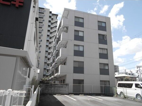  ヴィラ・フローラ