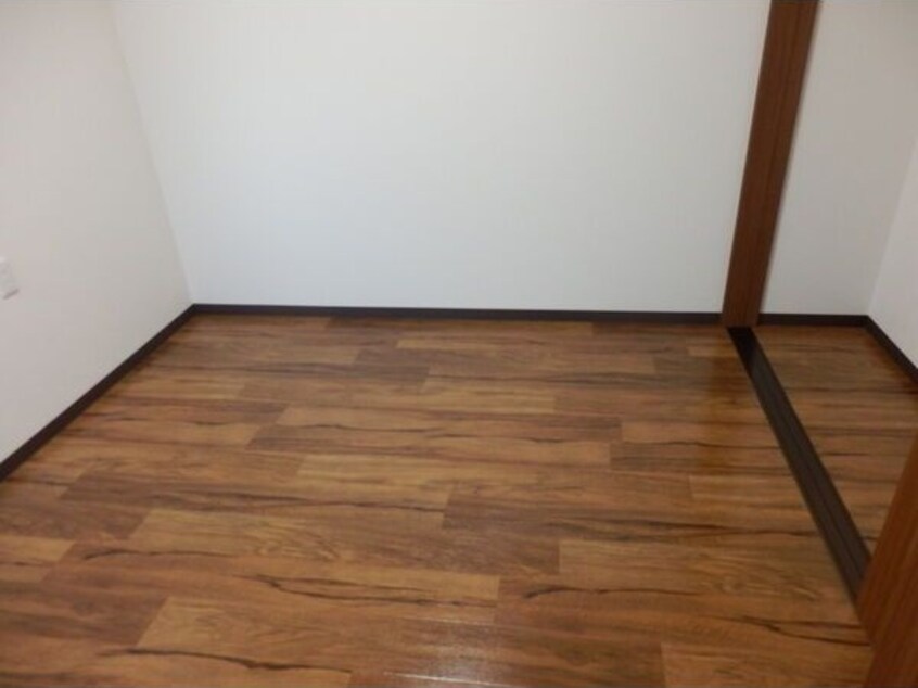  フローネル六番町